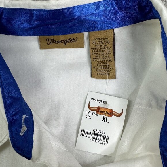 NWT Wrangler Women's Rhinestone Snap USA Stars Top Size XL White Red Blue - Picture 10 of 10